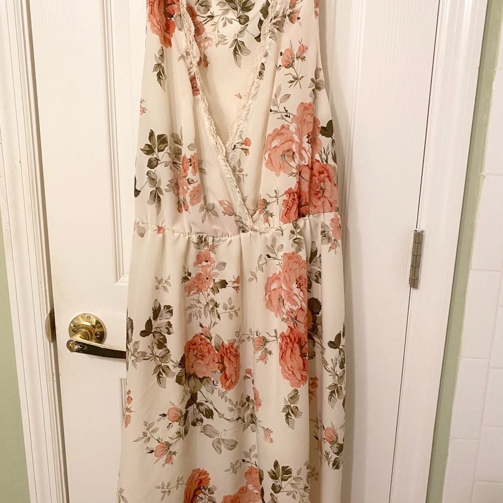 Sheer floral nightgown 🌙 💤